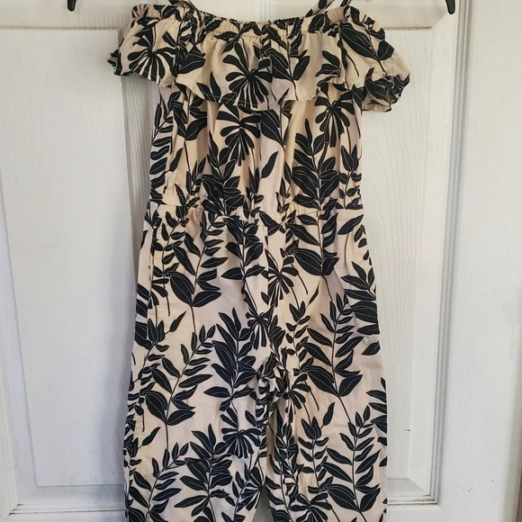 Janie and Jack marshmallow fluff palm floral jumpsuit, size 3 - Picture 2 of 5